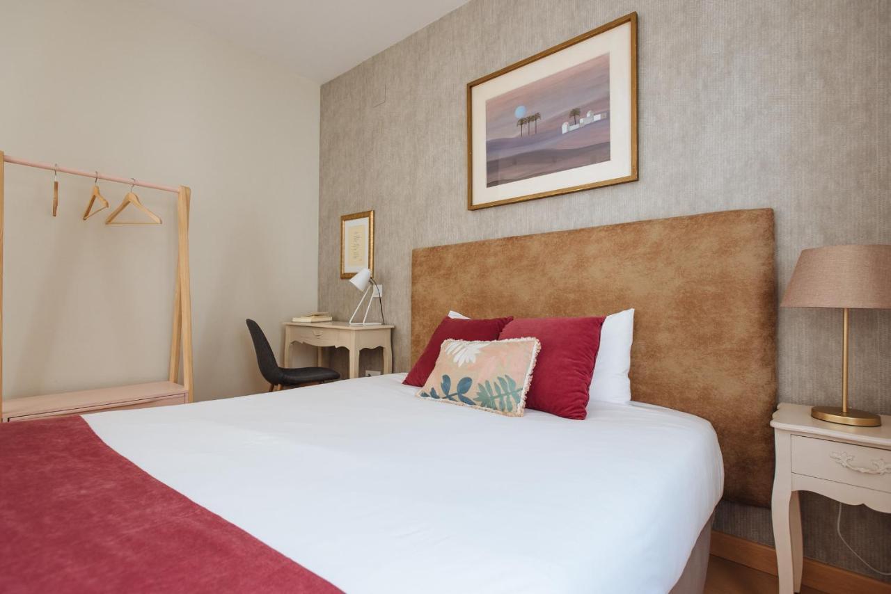 Hostly Acetres 2A-Penthouse In City Center-Fibre-Parking Opt Sevilla Bagian luar foto