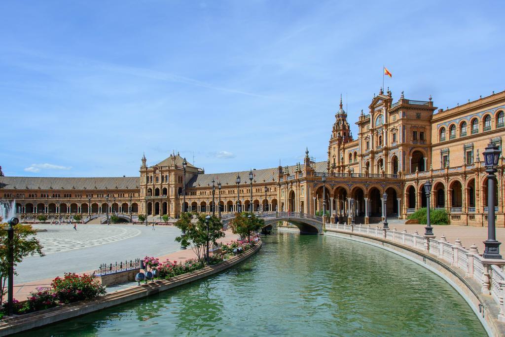 Hostly Acetres 2A-Penthouse In City Center-Fibre-Parking Opt Sevilla Bagian luar foto