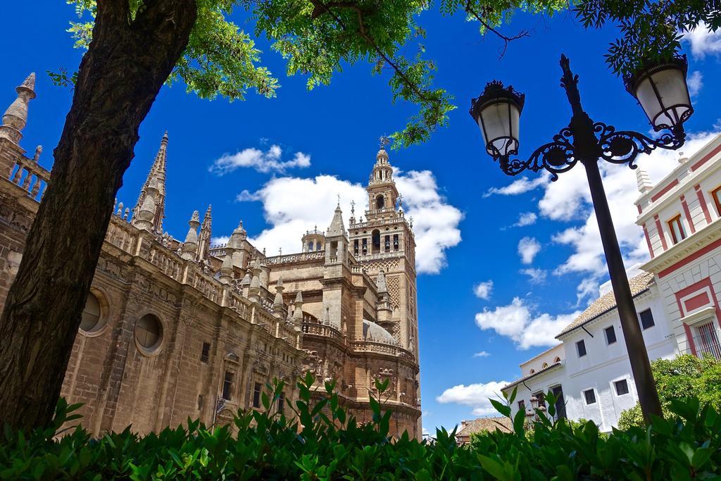 Hostly Acetres 2A-Penthouse In City Center-Fibre-Parking Opt Sevilla Bagian luar foto
