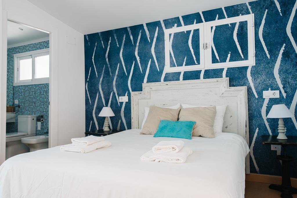 Hostly Acetres 2A-Penthouse In City Center-Fibre-Parking Opt Sevilla Bagian luar foto