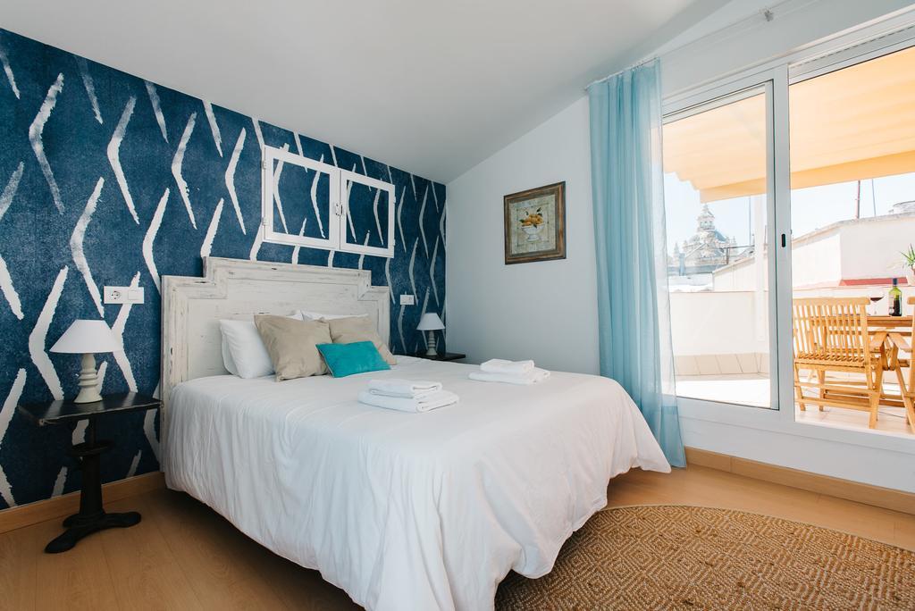 Hostly Acetres 2A-Penthouse In City Center-Fibre-Parking Opt Sevilla Bagian luar foto