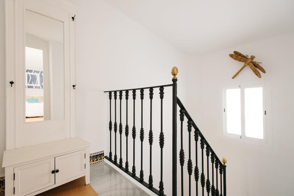 Hostly Acetres 2A-Penthouse In City Center-Fibre-Parking Opt Sevilla Bagian luar foto